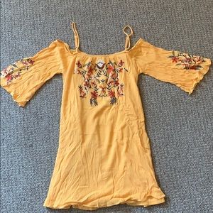 Women’s dress